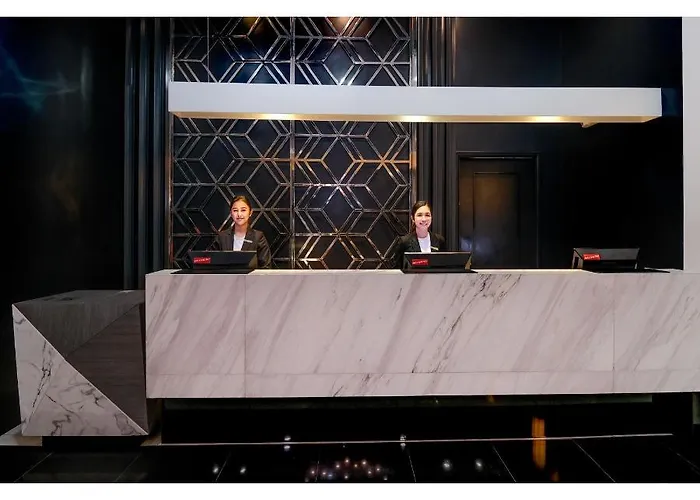 Summit Hotel Magnolia